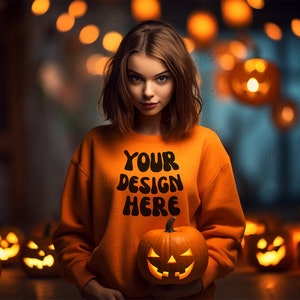 Halloween Orange Mocks 18000|Gildan 18000 Orange Mockup| Weibliche Gildan Pullover Mockup|Sweatshirt Frau Modell Mockup|Herbst Sweatshirt Mockup