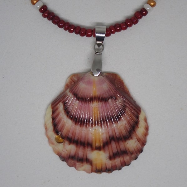 Beaded Necklace Swarovski Crystal Seashell Pendant BN04