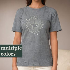 Ästhetisches Unisex T-Shirt minimalistisches mathematisches Muster nachhaltige Bio-Baumwolle faires urbanes Outfit und alternative Kleidung