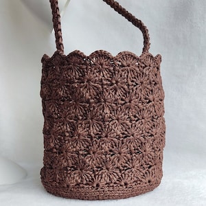 Torebka typu bucket damska torba z rafii letnia torba typu bucket naturalna torba z rafii szydełkowa torba koszykowa wzór kwiatowy