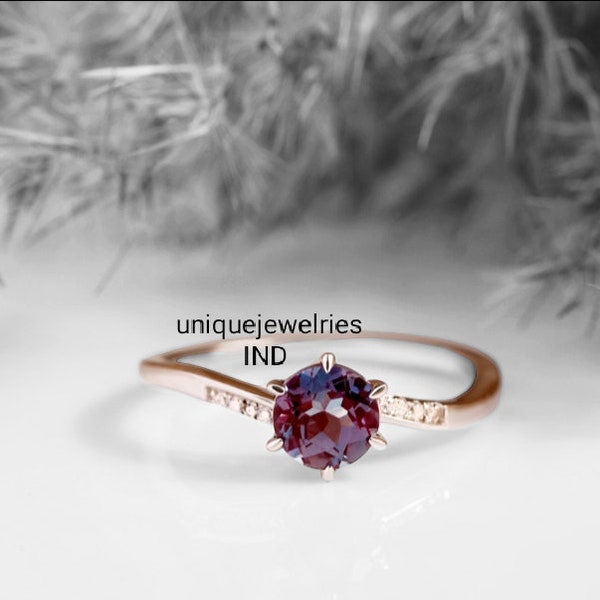 Unique Alexandrite Ring Rose Gold Engagement Ring Color Changing Gemstone Ring Alexandrite Wedding Ring Women Anniversary Ring Gift For Wife
