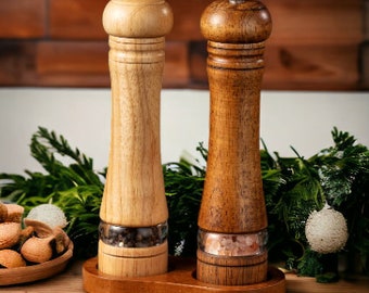 Wooden Salt and Pepper Grinder, Housewarming Kitchen Decor, Salt and Pepper Mill, Table Decor, Seasoning Grinder, Pepper Shaker