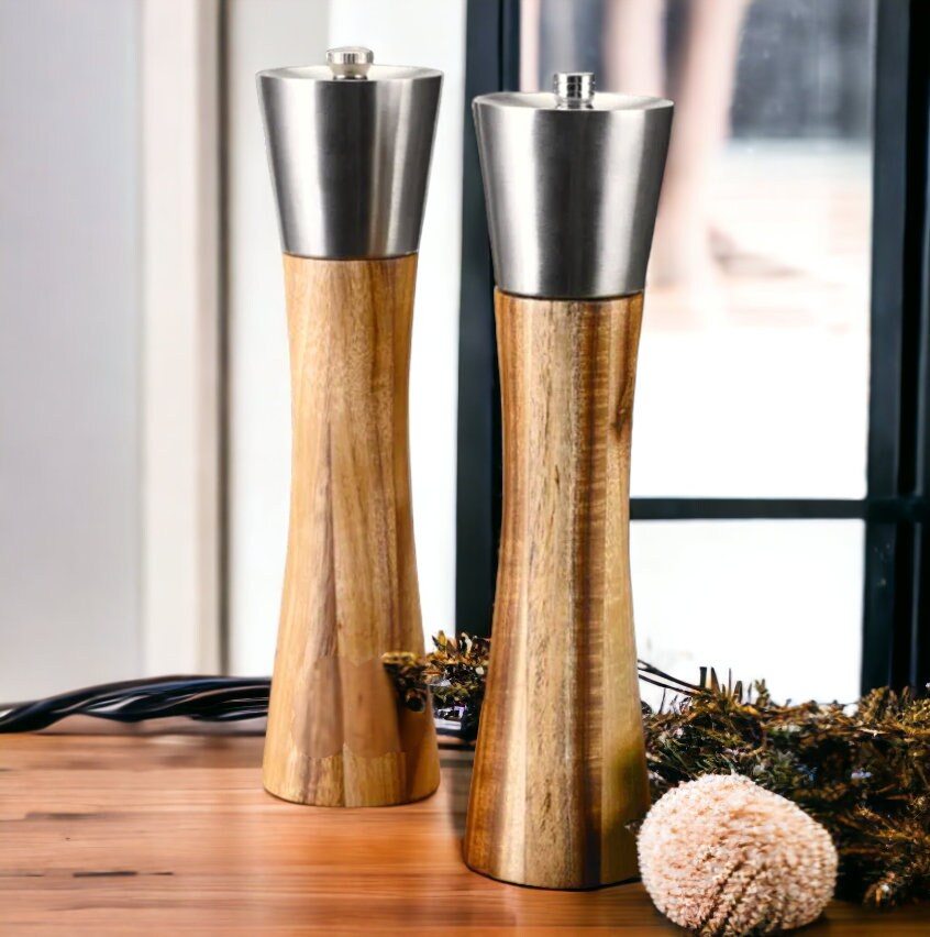 Stainless Steel Salt and Pepper Grinder, Housewarming Kitchen Decor