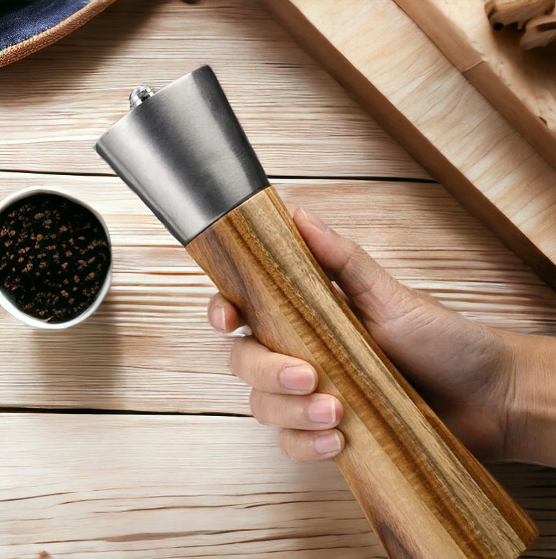 Stainless Steel Salt and Pepper Grinder, Housewarming Kitchen Decor