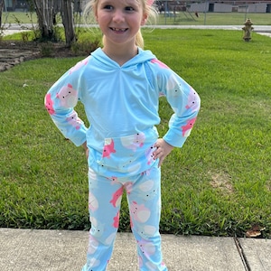 Axolotl Squishmallow Jogger-Set