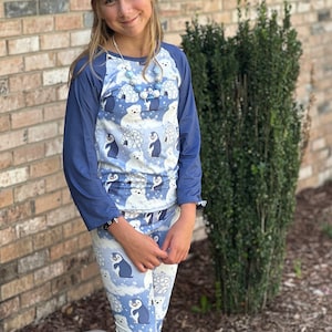 Polar bears and penguins leggings set
