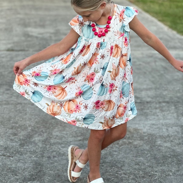 Floral pumpkin flowy dress