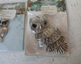 Set of 3 "Owls" silver metal pendant charms