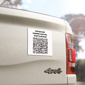 Rickroll QR-code magneet virale grap cadeau | Grappige autosticker | Deze QR-code verandert je leven | SCANDalized™-gagcadeau | Mememagneet