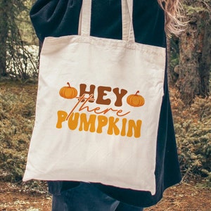 Pumpkin Tote Bag For Friend, Fall Tote Bag Gift, Autumn Lover Gift for Girlfriend, Canvas Tote Bag Gift