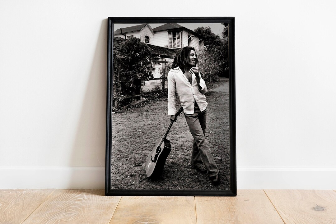 Bob Marley Black and White Poster Wall Art, Vintage Photography Print