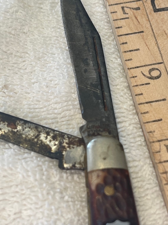 Vintage Kutmaster Utica NY 3-blade Pocket Knife: Bulldog & Shield