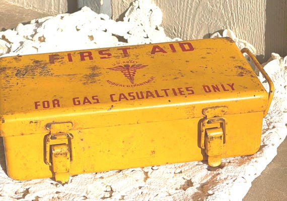 US Army First Aid Kit Box 米軍 ミリタリー ステンシル Vintage US Military US Army First Aid Kit Case | Aluminum