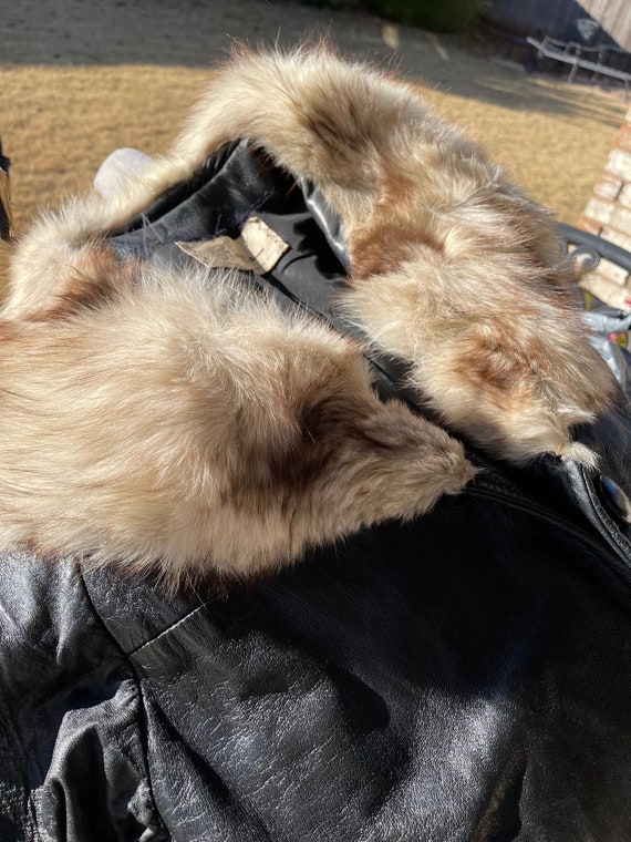 Vintage Black Leather Coat with Luxurious Fox Fur 
