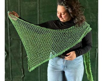 Patrón de chal de malla triangular a crochet: Bufanda fácil (Descarga PDF)