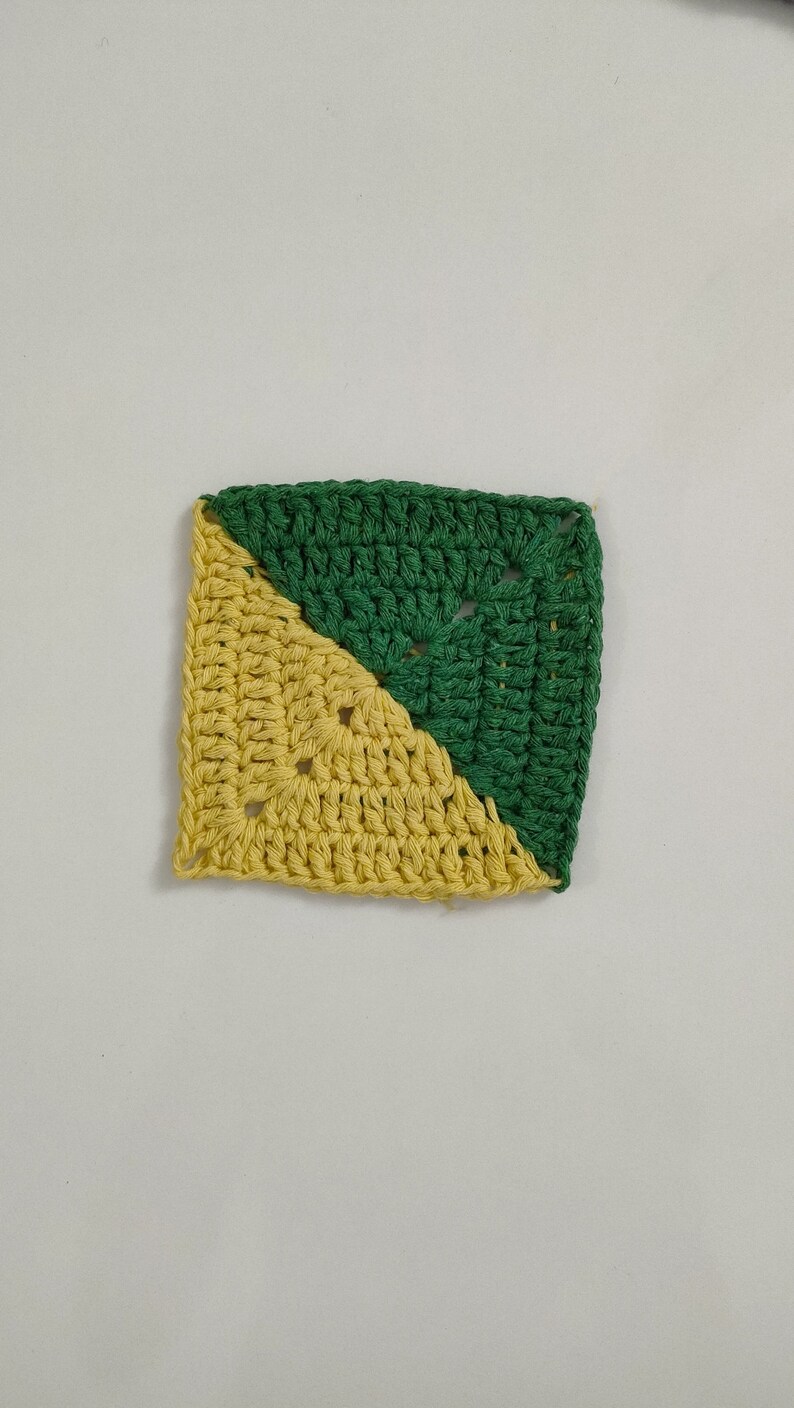 Solid Granny Square Crochet Pattern: Beginner Blanket Motif (PDF Pattern) image 5