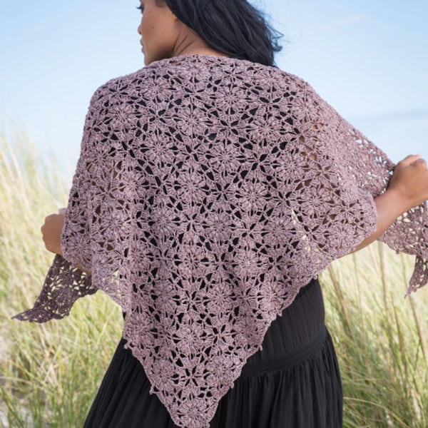 Patrón de chal de crochet: Chal triangular de encaje con motivo floral (PDF) descarga instantánea