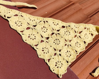 Patrón de pañuelo con flores a crochet, motivo floral fácil (descarga en PDF)