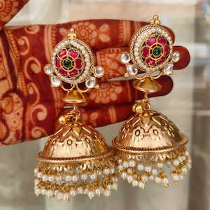 18kt Gold Jhumkas, Big Traditional Jhumka, Kundan Jhumkas, Indian Festival Jewellery, Jhumkas for Women, Long Earrings, Antique Earrings