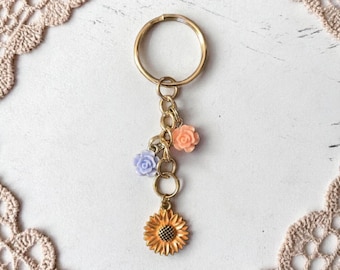 Sunflower Keychain with Rose Charms, Floral Bag Charm, Cute Cottagecore Keyring, Nature Inspired Gift for Her, Botanical Backpack Accessory