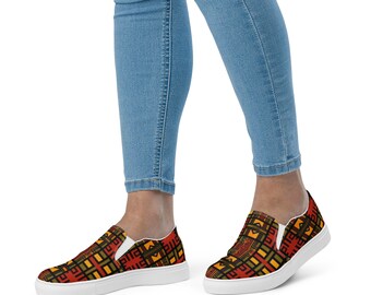 African pattern women’s slip-on canvas shoes (red/black/green)