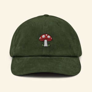 Bestickte Pilz Cordmütze: Fliegenpilzmütze