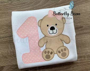 Teddybär mit Schleife Applikation, Designdatei, erster Geburtstag, Deckenstich, sofort download, Mädchen, Applikationen, Applikationen, PES, Maschinenstickerei