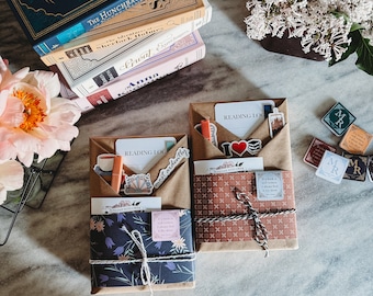 Cita a ciegas con un libro clásico - con pegatinas, marcapáginas magnético, registro de marcapáginas, pestaña para anotaciones / libro de regalo / Cuero artificial