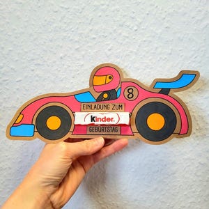 Uitnodigingskaart met raceauto voor een kinderfeestje A4 PDF-afdruksjabloon | Uitnodigingskaarten jongens | Knutselsjabloon verjaardagsuitnodiging raceauto