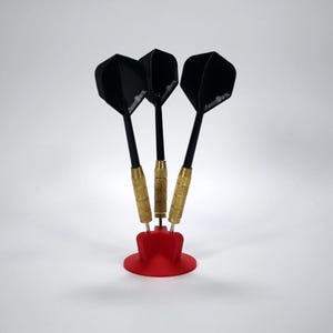 Soporte para dardos en miniatura - Soporte compacto para dardos - Disponible en 12 colores - Soporte portátil para dardos - Estuche de exhibición para dardos - Paquetes múltiples disponibles