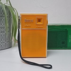 Amcol Vintage Transistor Bluetooth Speaker