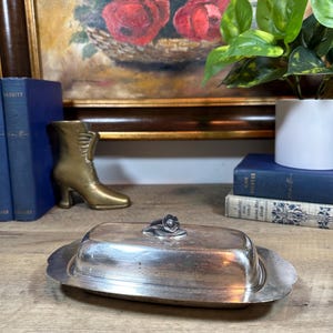 Vintage Silver Oneida Covered Butter Dish with Flower Handle On Top