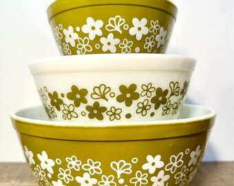 Pyrex Spring Song Mixing Bowl Set