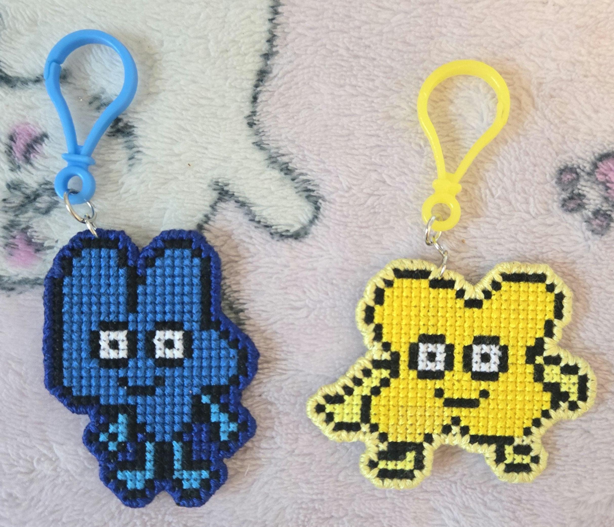 黄星邱鼎杰関連グッズ　14点全セット　LOVEFUN BFDI 4 and X Cross Stitch Keychain Set - Etsy