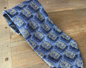 Vintage Gianni Versace Tie, Signature Lion Print Pattern Purple Men Tie 90s, 100% Silk Tie, Made in Italy, Violet Blue, Gold Colour Neck Tie