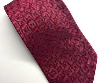Vintage Hugo Boss Tie, Red and Black Tie, Vintage Men Tie 90s, Silk Tie, Made in Italy, Italian Necktie, Diamond Checkered Pattern Neck Tie