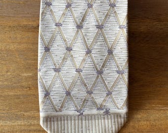 Vintage Gianfranco Ferre 100% Silk Tie, Soie Necktie, Vintage Men Tie 90s Made in Italy, Diamond Pattern, Creamy Beige Gold Purple Neck Tie,
