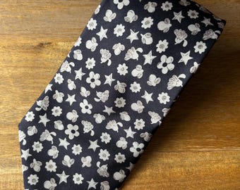 Vintage Cerruti 1881 Silk Tie 90s, 100% Silk, Black White Men Tie, Flower Pattern Neck Tie, Made in France, Star Pattern French Made Necktie