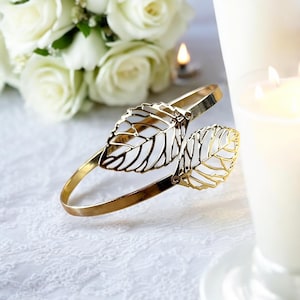 Gold Leaf Arm Cuff Bracelet – Adjustable Upper Arm Band – Boho Nature-Inspired Jewelry for Women – Statement Leaf Armlet