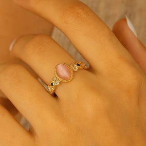 Vintage Pink Cat Eye Stone Ring – Adjustable Gold & Silver Plated Women’s Jewelry, Elegant Gift for Her