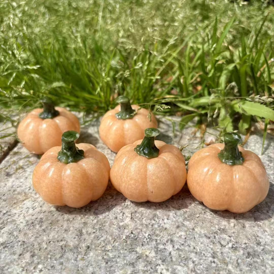 2" Natural Crystal Sunstone Pumpkin Hand Carved，Crystal Pumpkin Quartz Carving,Energy Healing ,Halloween Home Decor Crystal gift 1PC