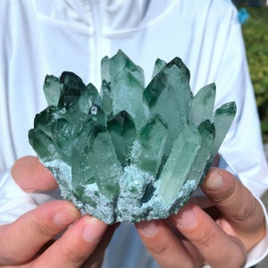 350g+New Find Green Phantom Quartz Crystal Cluster Mineral Specimen ,Hand Carving,healing Home Decor,Energy Crystal Gift 1PC