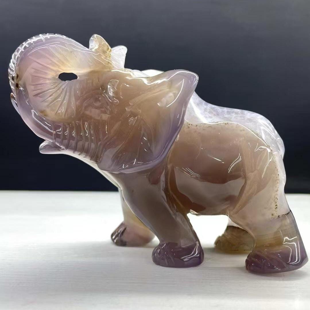 4.8インチの手彫り瑪瑙象：天然クリスタル装飾 - Etsy 日本