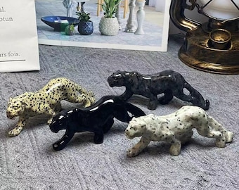 ヒョウ柄の石の蛇の彫刻：天然クリスタルクォーツ、レイキヒーリング