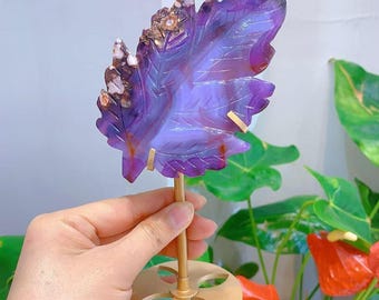 青い桜の瑪瑙の楓の葉の彫刻、台座付きクリスタルリーフ、ヒーリングオーナメントギフト