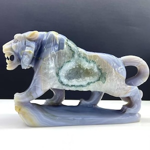 8“Natural Agate Geode Tiger,Hand Fine Carving,Crystal Tiger,Reiki Healing, Home Decor Specimen,Energy Crystal gift