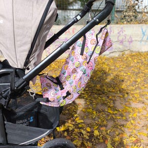 Barnvagnsorganisatör med munkmönster: Handgjord hängande påse i linne
