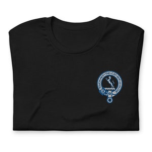 Mackintosh Clan Family Crest Unisex t-shirt