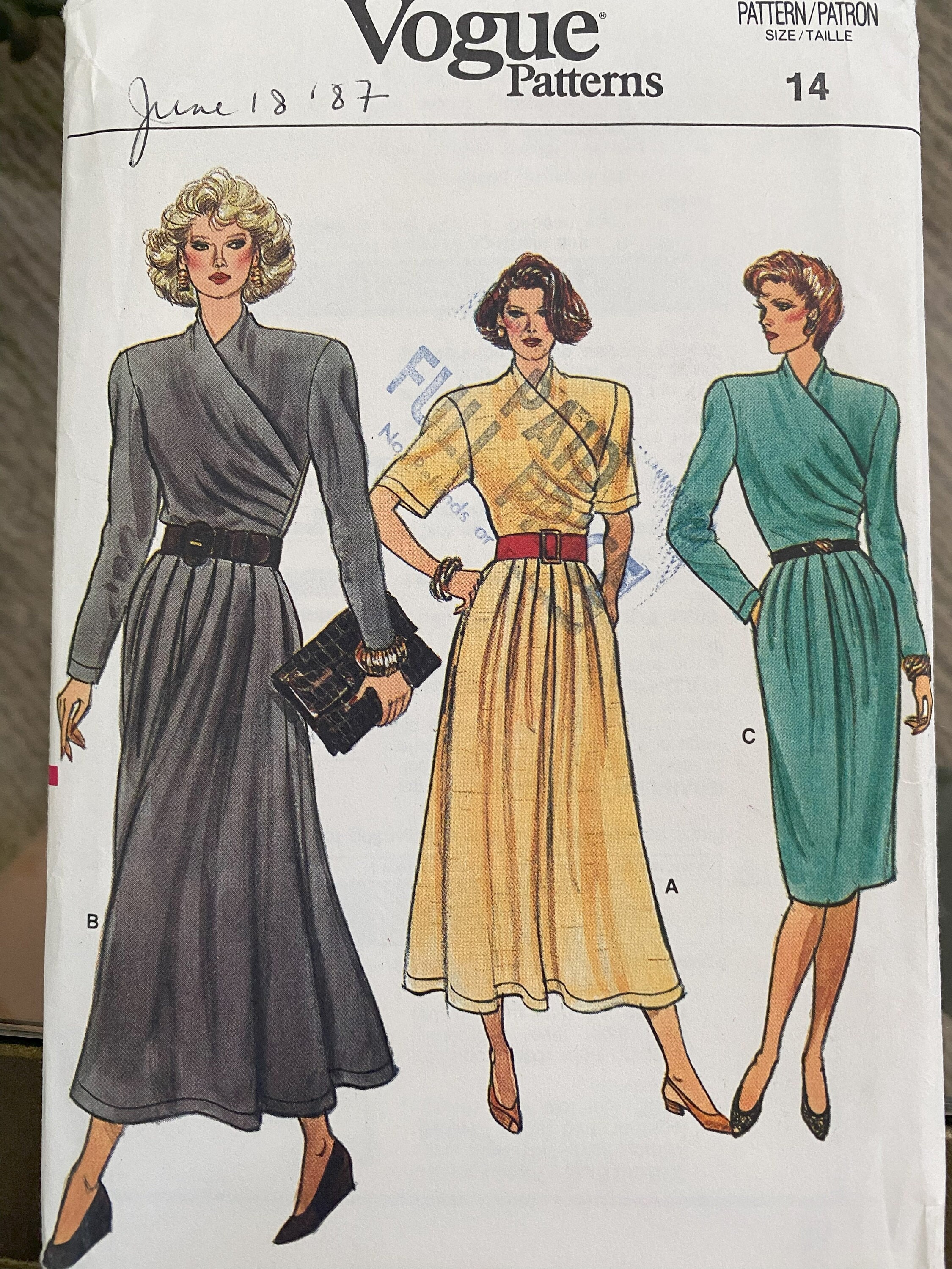 Vintage Vogue Dress Sewing Pattern Size 14 - Etsy