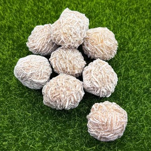 XS size Desert Rose Selenite (10-15grams) - Gypsum - Rough - Natural - Rose-like Crystal - Sand Rose - House Decor - Specimen - from Mexico